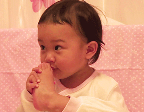 《爸爸回来了》,吴尊、贾乃亮谁演技更好?