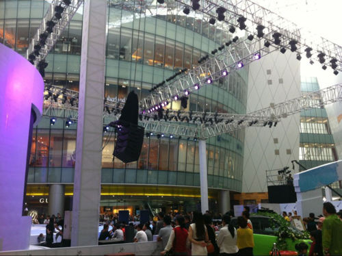 第5届SM新生活广场春夏时装周现场布置剪影2