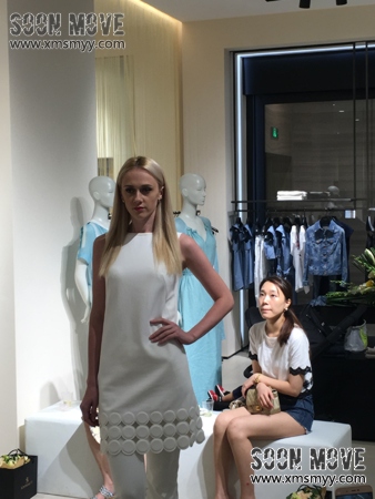 ESCADA新品绽放，时尚美模展示靓丽服饰 (5)