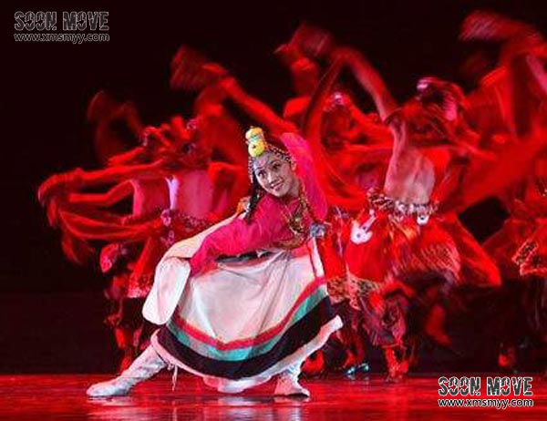 《藏族舞》
